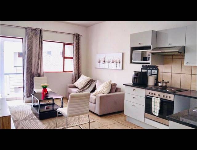 2 BEDROOM APARTMENT FOR SALE IN FERNDALE